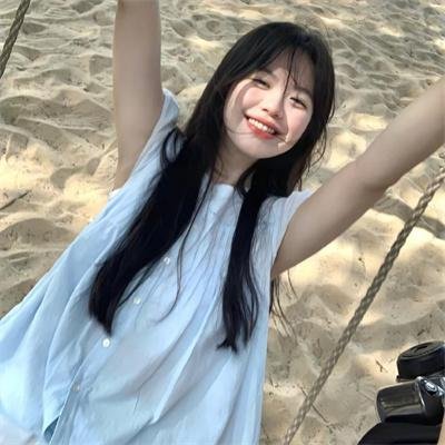 阿翁丽的青春 海报